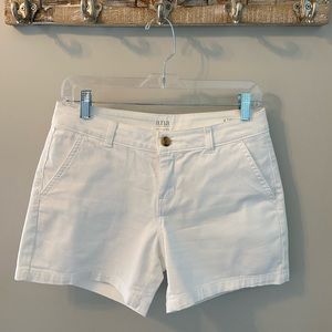 Women’s shorts